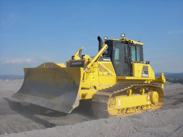 komatsu_dozer_LR