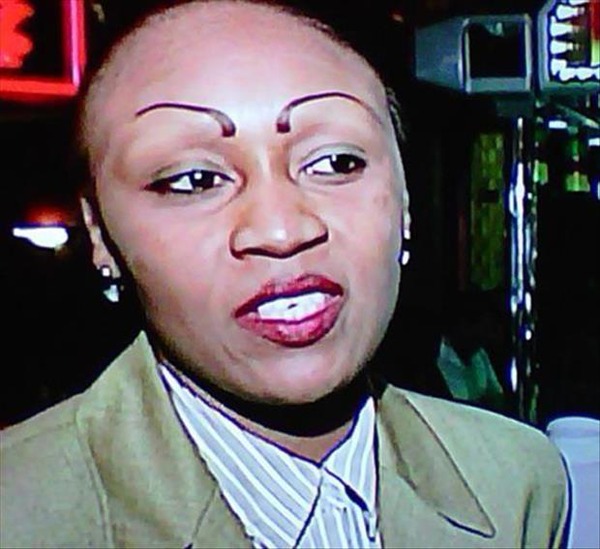 funny-eyebrows-dumpaday-1