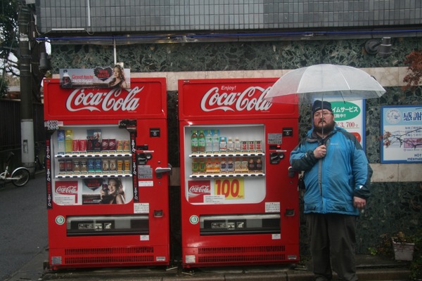 coca-cola-vending-machine1
