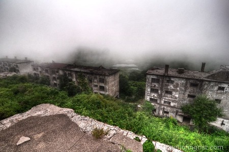 matsuo-mine-ruined-apartments4