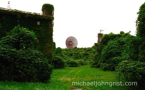 abandoned-fuchu-air-base8